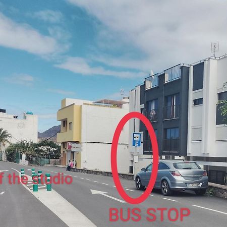 Mini Estudio El Reloj San Nicolas Bagian luar foto