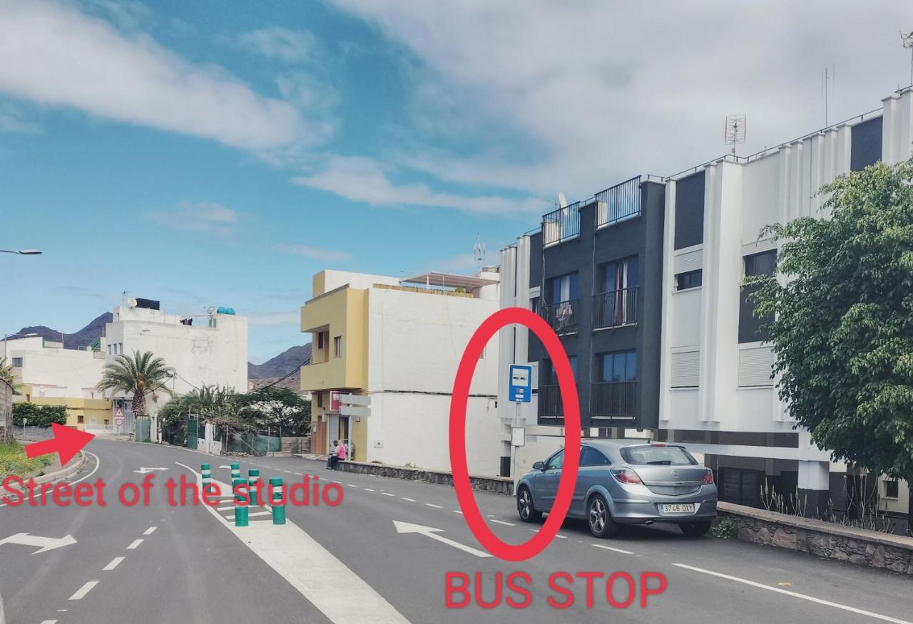 Mini Estudio El Reloj San Nicolas Bagian luar foto